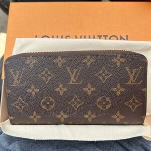 new louis vuitton zippy wallet